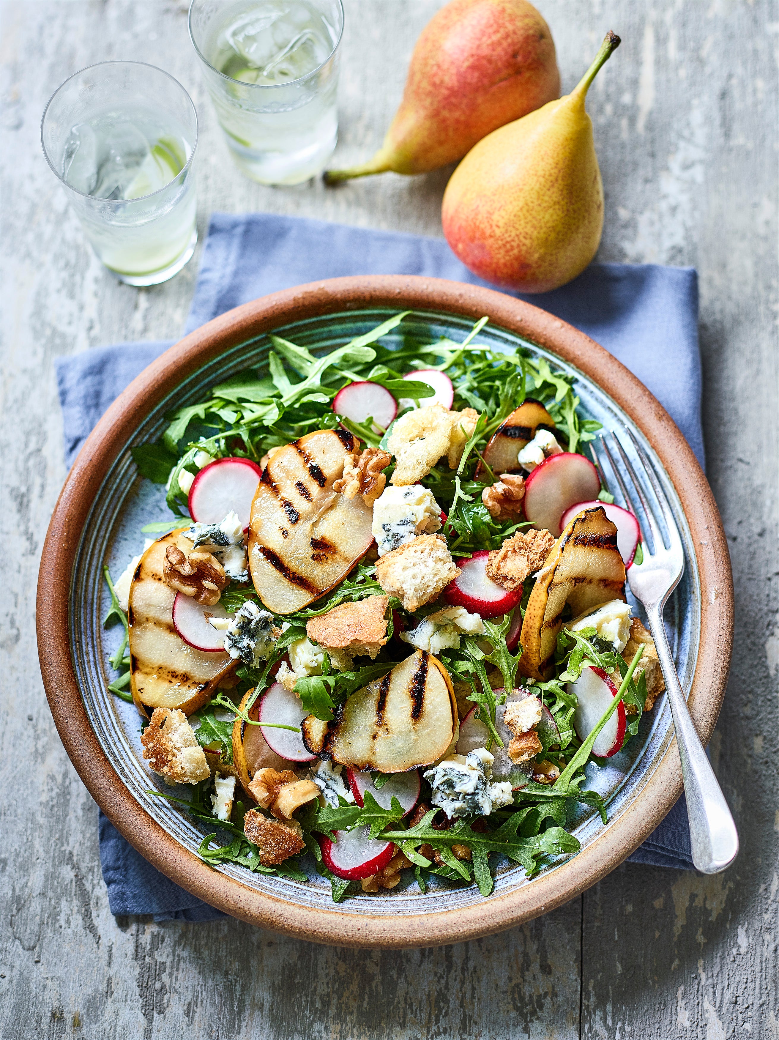 The sweetness of pear and sharpness of gorgonzola is a classic pairing